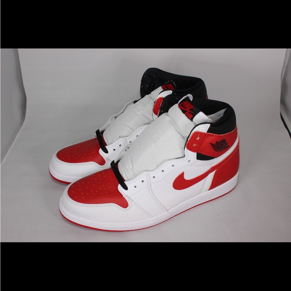 Nike Air Jordan 1 Retro High OG - Heritage